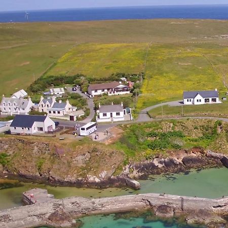 Road End Cottage Port of Ness Luaran gambar