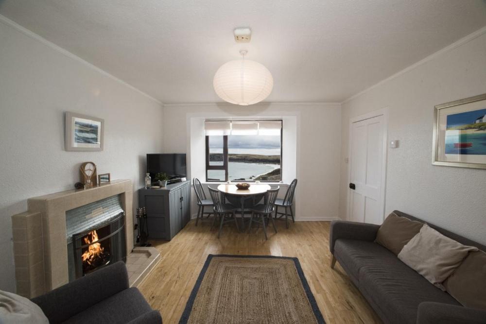 Road End Cottage Port of Ness Luaran gambar