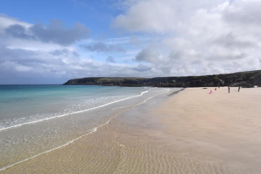 Road End Cottage Port of Ness Luaran gambar